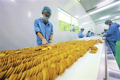【图片新闻】民乐“薯布卡”牌土豆棒被评为“十大特色产品”